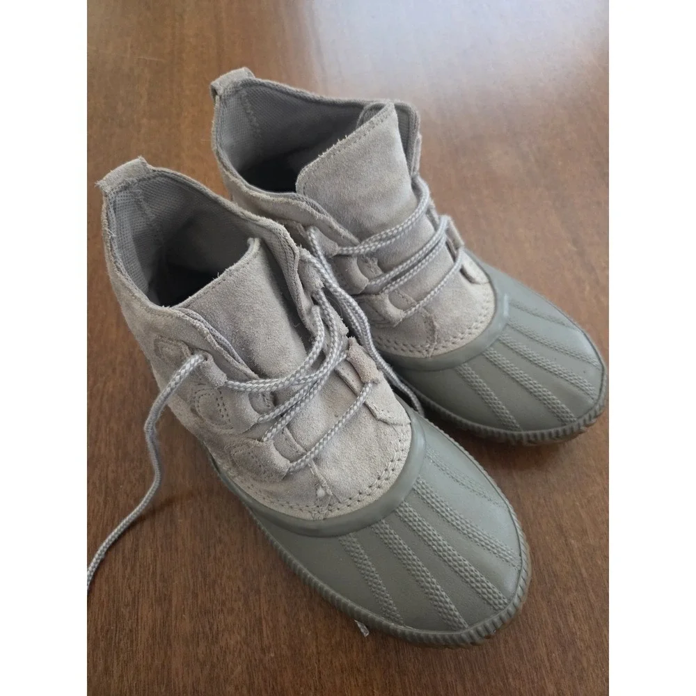 Sorel Out N About Duck Boots Women's‎ 7 Taupe/grey Waterproof